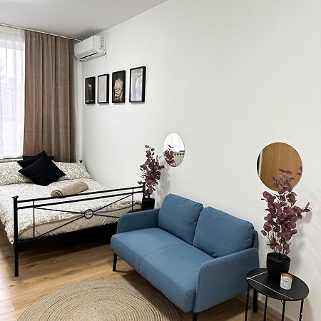 Studio Lana-Near The City Center With Parking Lägenhet Zagreb Exteriör bild