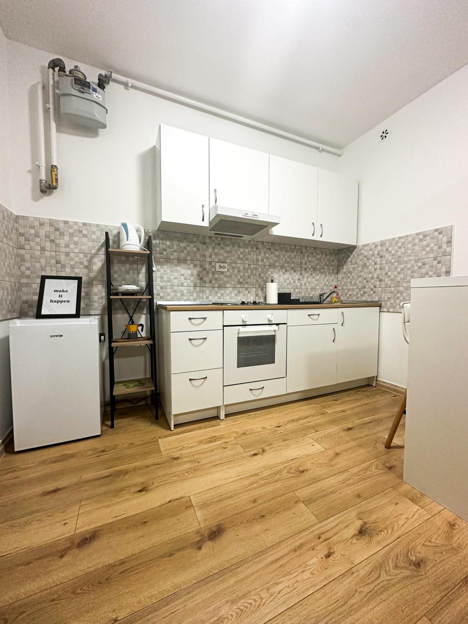 Studio Lana-Near The City Center With Parking Lägenhet Zagreb Exteriör bild